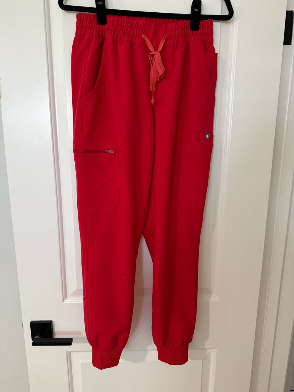 Figs Women’s Uman Relaxed Jogger Scrub Pants - S / Pop Red
